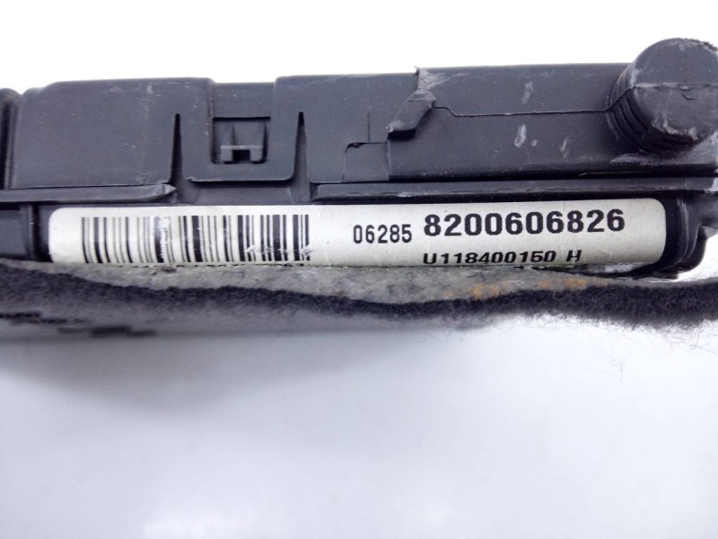 Recambio de caja reles / fusibles para » otros... modelos referencia OEM IAM 8200606826  E2-A1-33-8