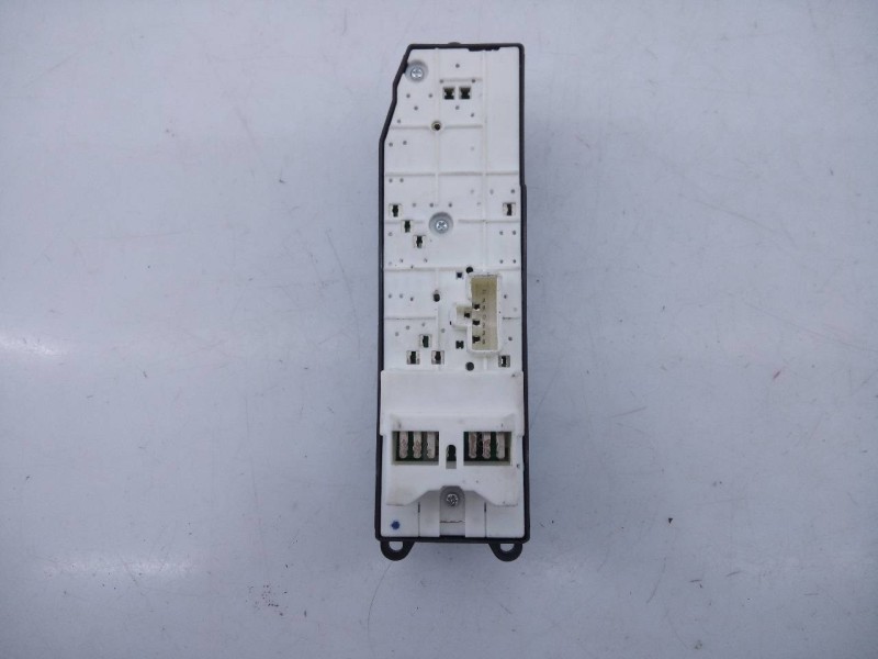Recambio de mando elevalunas delantero izquierdo para » otros... modelos referencia OEM IAM   E3-B2-13-2