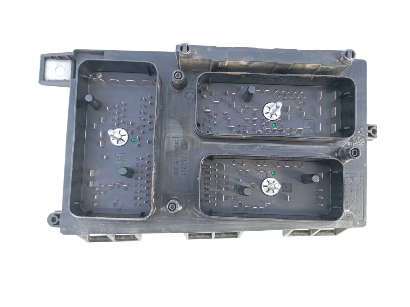 Recambio de caja reles / fusibles para » otros... modelos referencia OEM IAM 130205783 5DK00866828 E3-A5-39-2