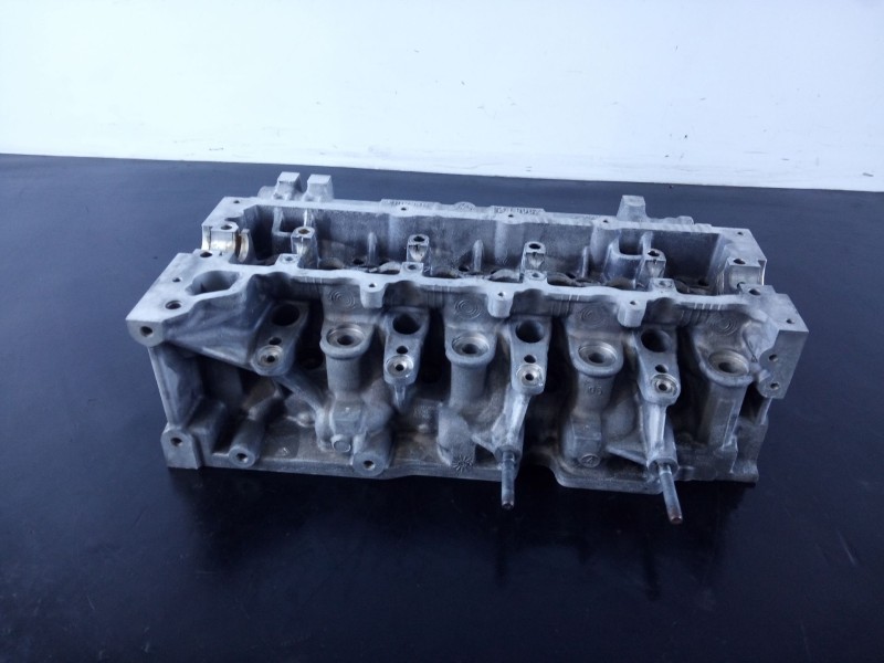 Recambio de culata para renault referencia OEM IAM   P1-B7-8