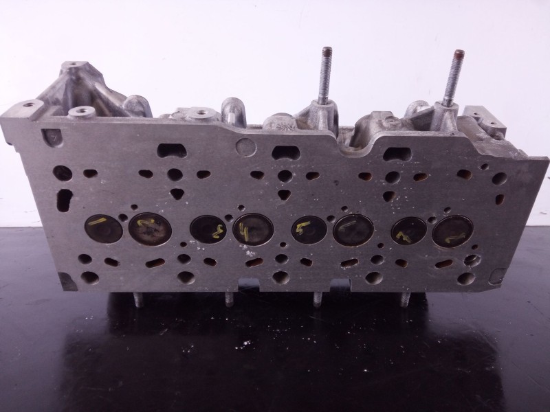 Recambio de culata para renault referencia OEM IAM   P1-B7-8
