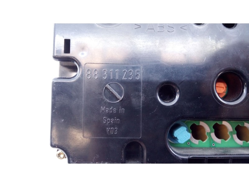 Recambio de cuadro instrumentos para  referencia OEM IAM 88311235  E2-A1-5-2