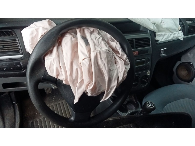 Recambio de volante para fiat referencia OEM IAM   