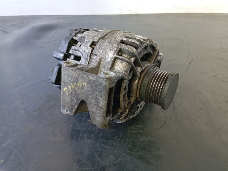 Recambio de alternador para mercedes-benz referencia OEM IAM A0121542002 0124325039 P3-B6-9-4