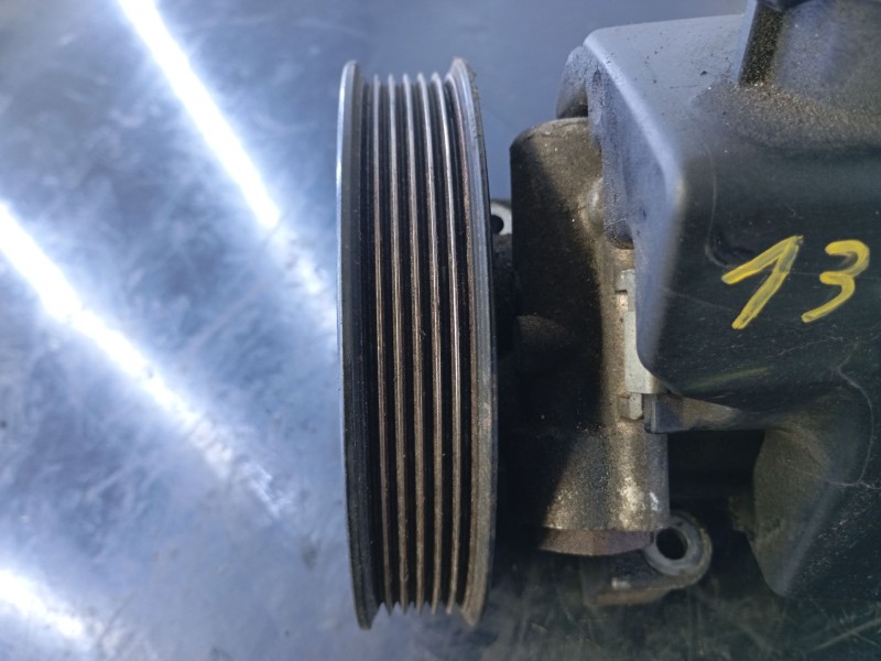Recambio de bomba direccion para mercedes-benz referencia OEM IAM A6042360010  P4-B4-10-1
