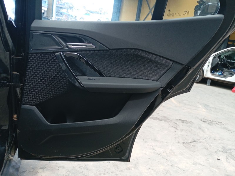 Recambio de guarnecido puerta trasera derecha para bmw  x2 (u10) sdrive referencia OEM IAM   