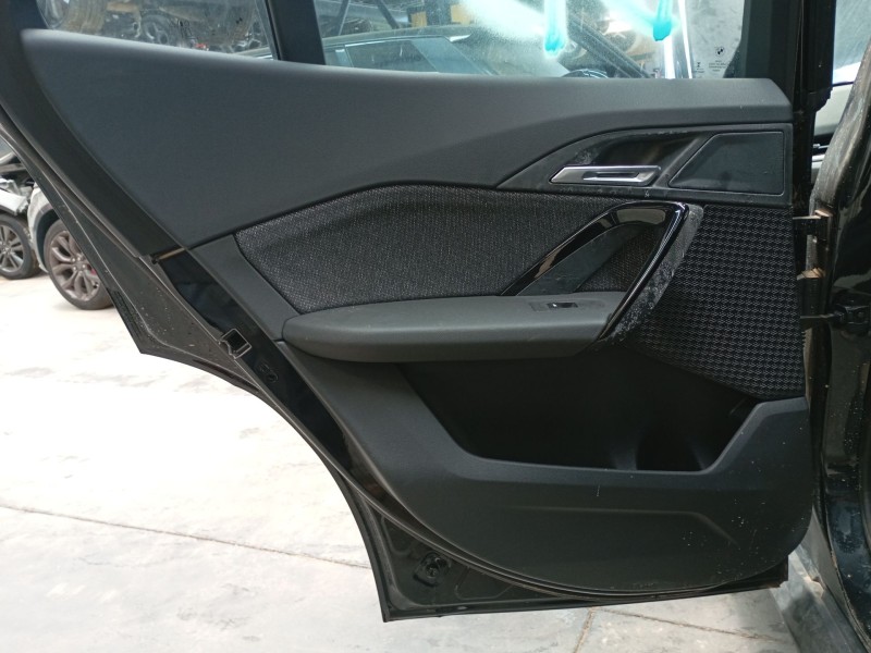 Recambio de guarnecido puerta trasera izquierda para bmw  x2 (u10) sdrive referencia OEM IAM   
