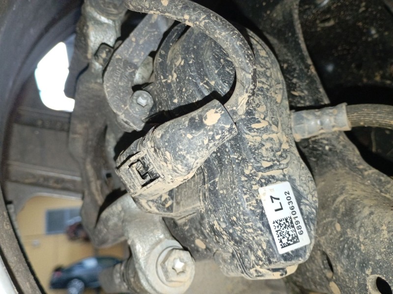 Recambio de pinza freno trasera izquierda para bmw  x2 (u10) sdrive referencia OEM IAM 689106302  