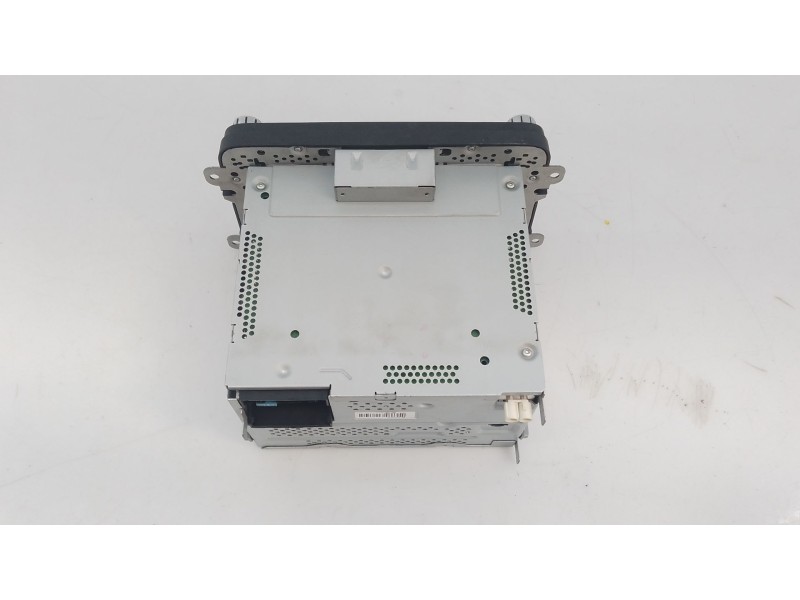 Recambio de sistema audio / radio cd para » otros... modelos referencia OEM IAM 3C8035195F  E2-A1-3-8