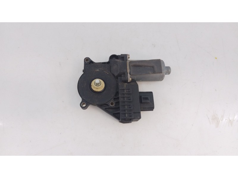 Recambio de motor elevalunas trasero izquierdo para » otros... modelos referencia OEM IAM 0130821773  E2-B3-9-2