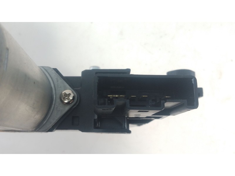 Recambio de motor elevalunas delantero izquierdo para bmw  x2 (u10) sdrive referencia OEM IAM 5MT0001178AE 67625A75082 E11-A3-11