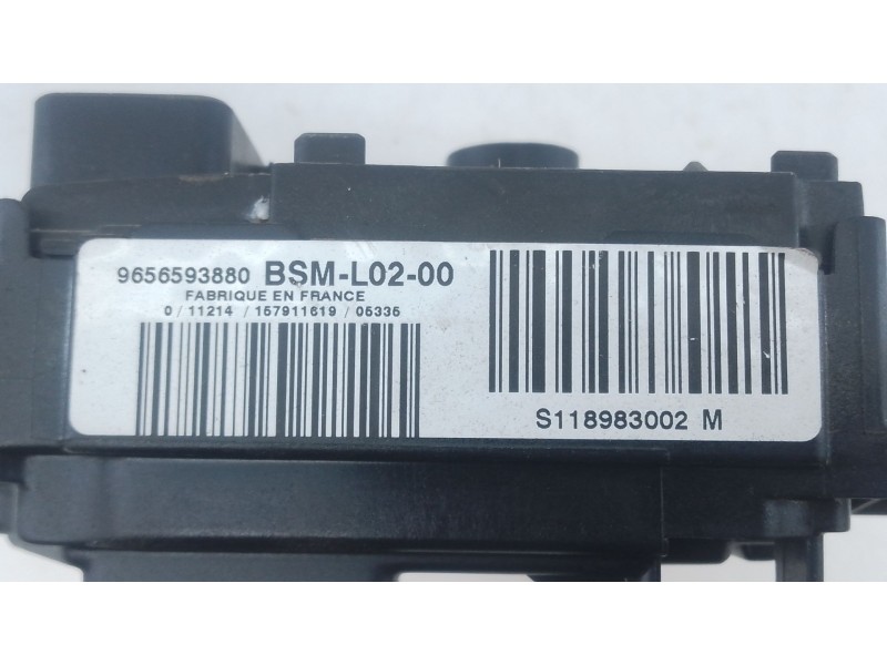 Recambio de caja reles / fusibles para  referencia OEM IAM 9656593880 S118983002 E3-B2-25-3