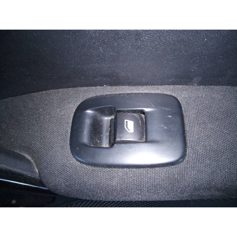 Recambio de mando elevalunas trasero derecho para peugeot 2008 (p1) active referencia OEM IAM   