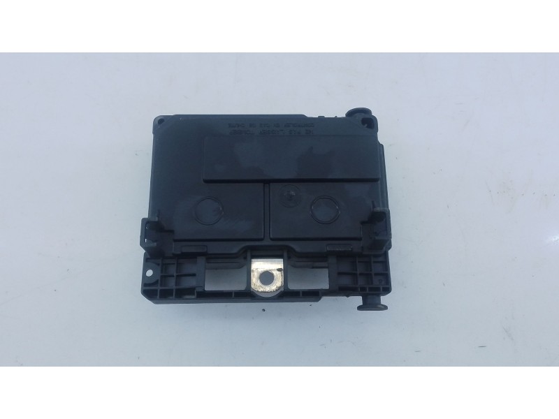 Recambio de caja reles / fusibles para  referencia OEM IAM 9656593780  E3-B2-35-4