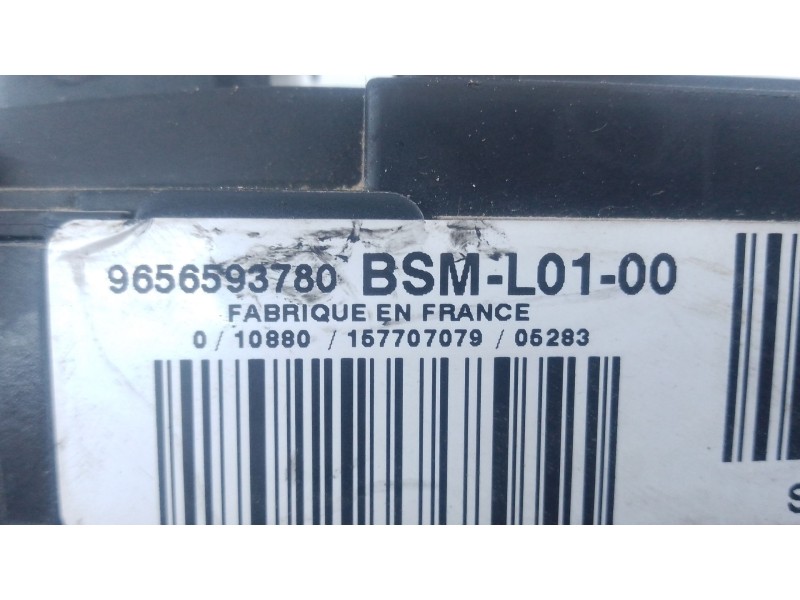 Recambio de caja reles / fusibles para  referencia OEM IAM 9656593780  E3-B2-35-4
