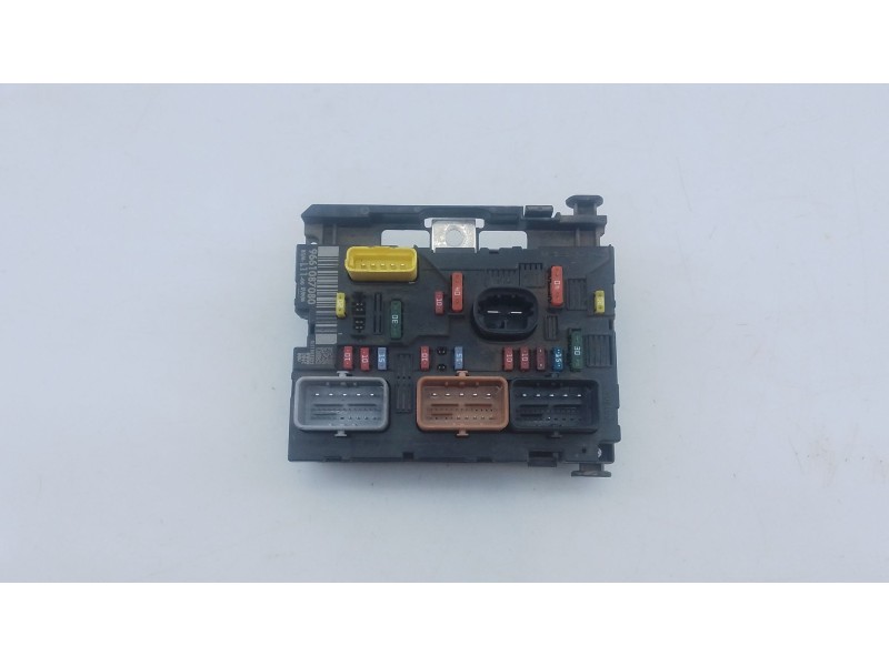 Recambio de caja reles / fusibles para  referencia OEM IAM 9661087080  E3-B2-35-1