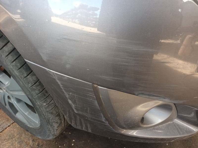 Recambio de paragolpes delantero para renault referencia OEM IAM   