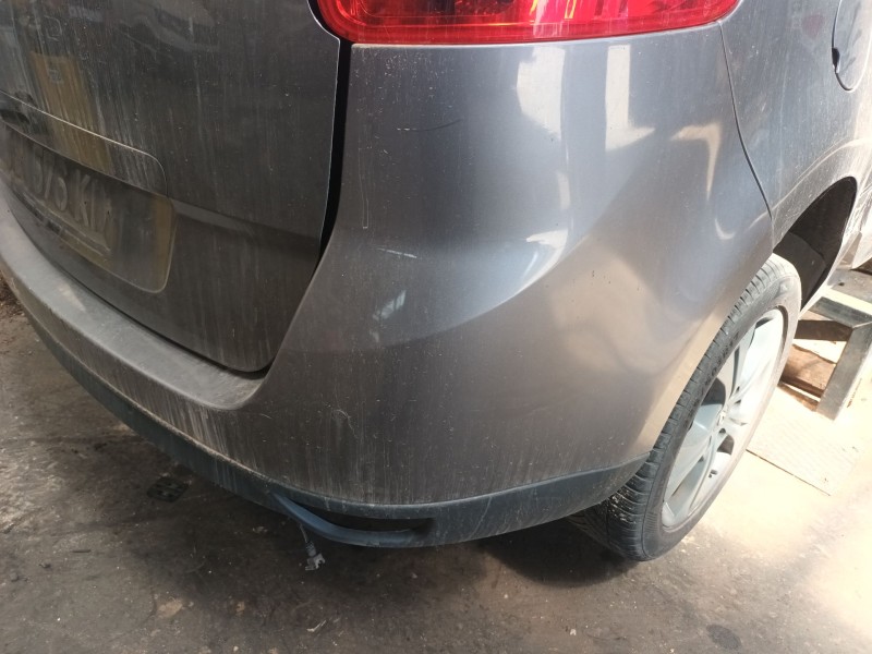 Recambio de paragolpes trasero para renault referencia OEM IAM   
