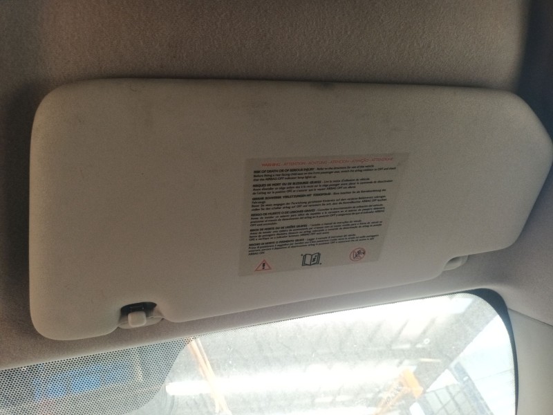 Recambio de parasol derecho para renault referencia OEM IAM   