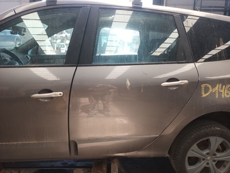 Recambio de puerta trasera izquierda para renault referencia OEM IAM   