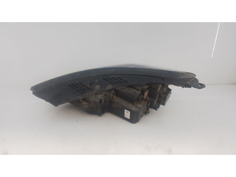 Recambio de faro derecho xenon para hyundai referencia OEM IAM 92102D7700  E2-B5-34-2
