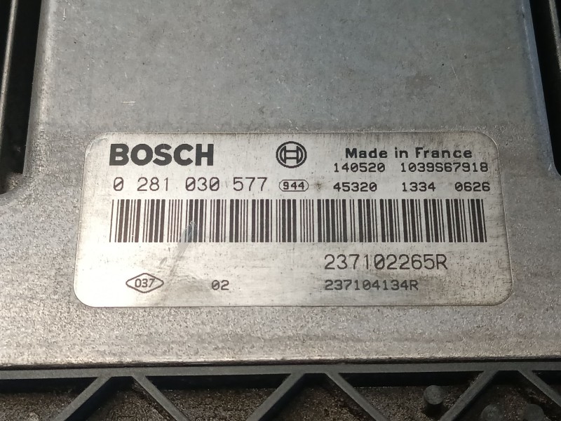 Recambio de centralita motor uce para renault master iii caja/chasis (ev, hv, uv) 2.3 dci 125 fwd (ev0c, ev0d, ev0j, hv0c, hv0d,