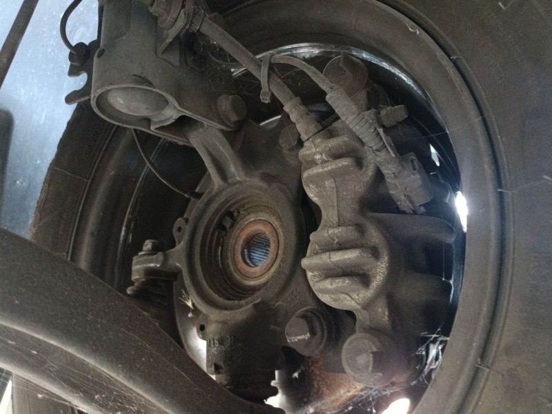 Recambio de mangueta delantera izquierda para renault master iii caja/chasis (ev, hv, uv) 2.3 dci 125 fwd (ev0c, ev0d, ev0j, hv0