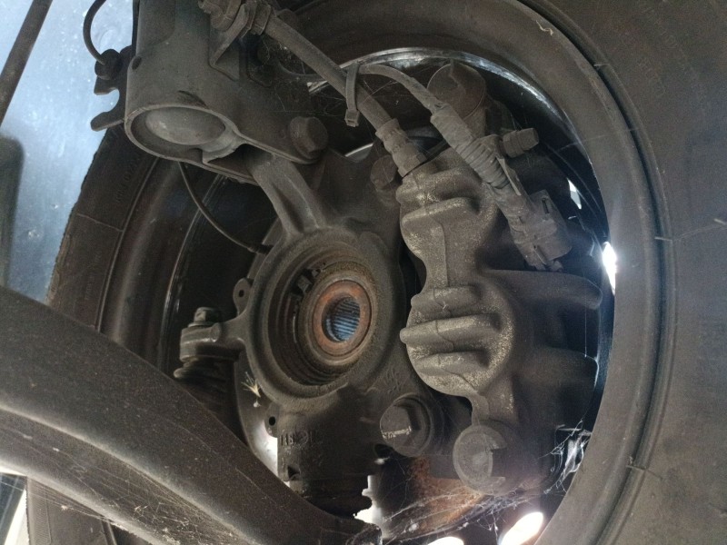 Recambio de mangueta delantera izquierda para renault master iii caja/chasis (ev, hv, uv) 2.3 dci 125 fwd (ev0c, ev0d, ev0j, hv0