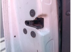 CERRADURA PUERTA DELANTERA IZQUIERDA 