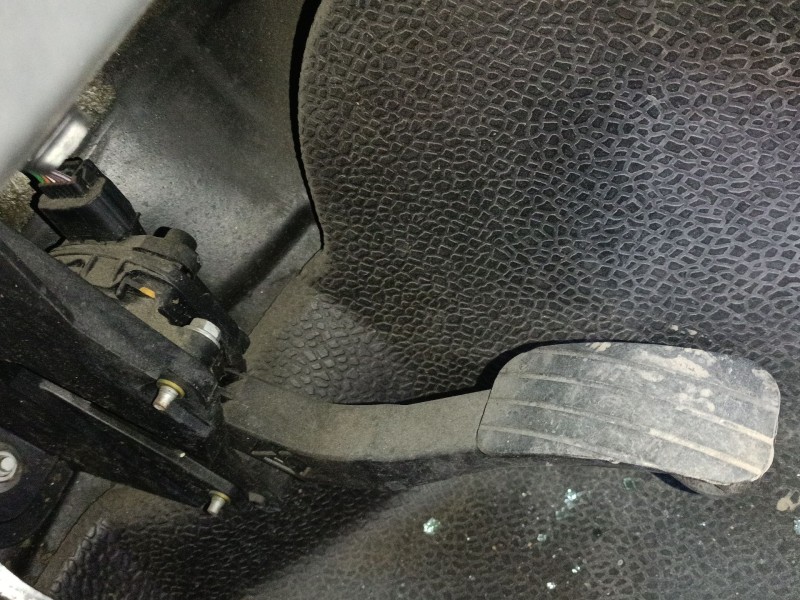 Recambio de pedal acelerador para renault master iii caja/chasis (ev, hv, uv) 2.3 dci 125 fwd (ev0c, ev0d, ev0j, hv0c, hv0d, hv0
