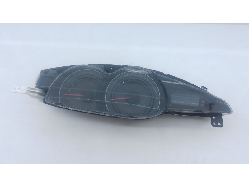 Recambio de cuadro instrumentos para toyota verso (_r2_) 2.0 d-4d (aur20_) referencia OEM IAM 838000F070 MB2574500458D 