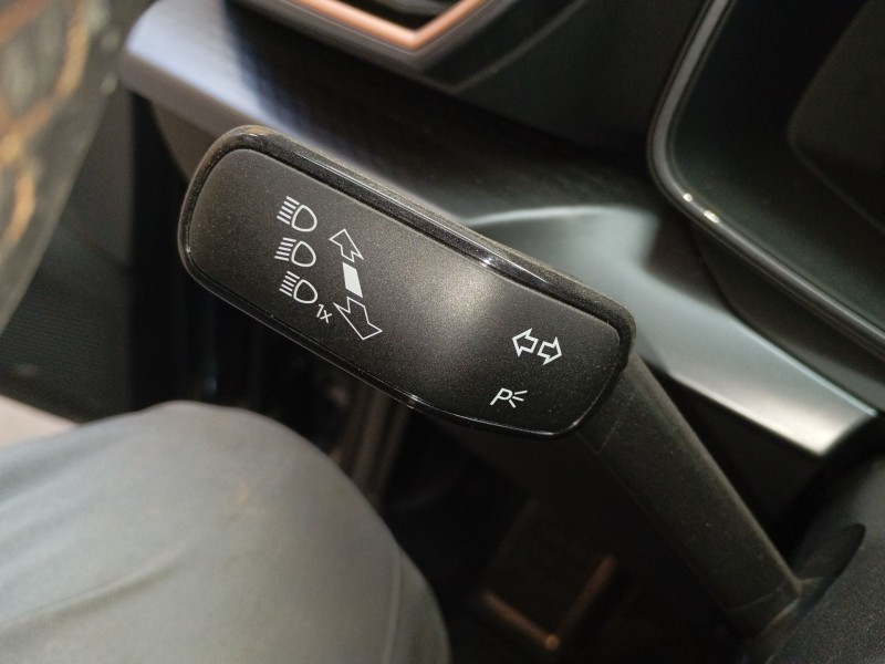 Recambio de mando intermitentes para cupra formentor (km7, kmp) 1.5 tsi referencia OEM IAM   