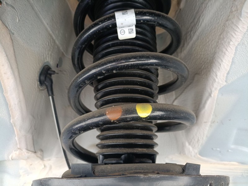 Recambio de amortiguador delantero izquierdo para volkswagen crafter caja/chasis (sz_) 2.0 tdi rwd referencia OEM IAM   