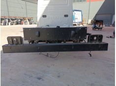 PARAGOLPES TRASERO 