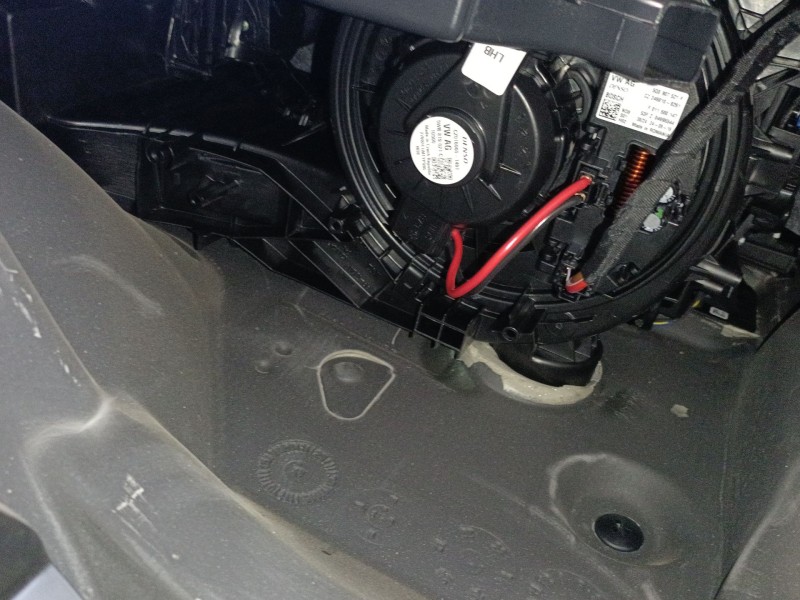 Recambio de ventilador calefaccion para volkswagen crafter caja/chasis (sz_) 2.0 tdi rwd referencia OEM IAM   
