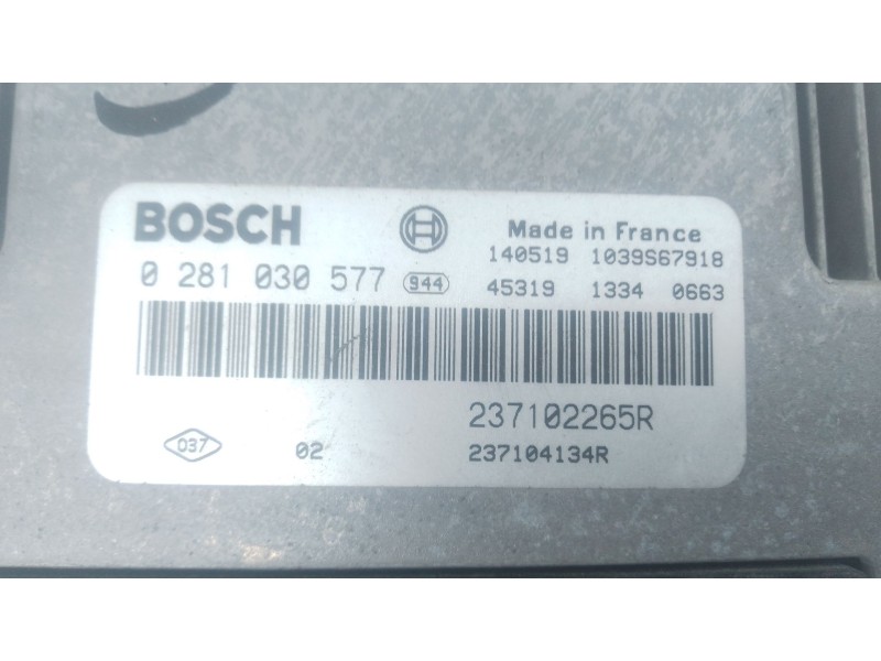 Recambio de centralita motor uce para renault master iii caja/chasis (ev, hv, uv) 2.3 dci 125 fwd (ev0c, ev0d, ev0j, hv0c, hv0d,