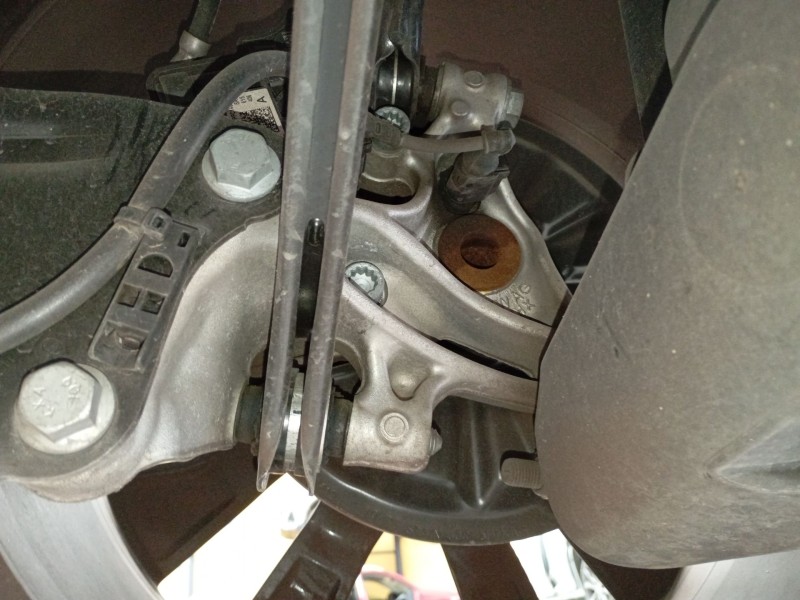 Recambio de mangueta trasera derecha para cupra formentor (km7, kmp) 1.5 tsi referencia OEM IAM   