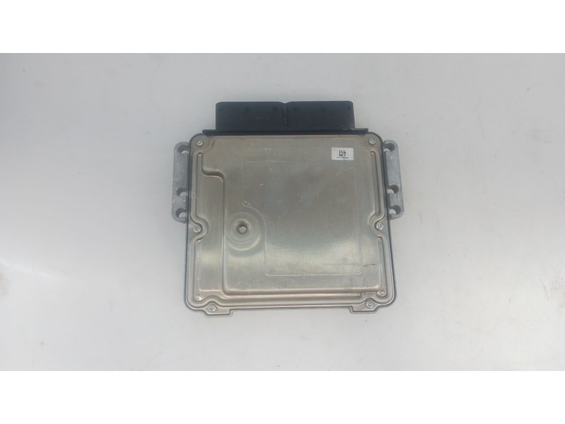 Recambio de centralita motor uce para hyundai tucson (tl, tle) 2.0 crdi referencia OEM IAM 391992F571 0281031577 