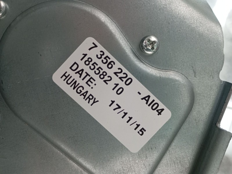 Recambio de motor limpia trasero para bmw x1 (f48) xdrive 20 d referencia OEM IAM 7356220  