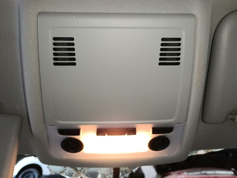 Recambio de luz interior para bmw x1 (e84) sdrive 18 d referencia OEM IAM   