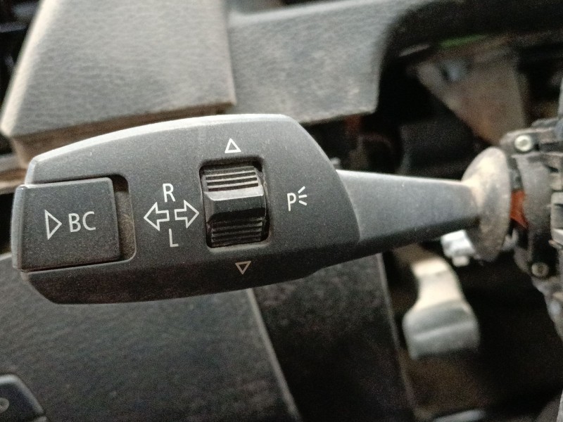Recambio de mando intermitentes para bmw x1 (e84) sdrive 18 d referencia OEM IAM   