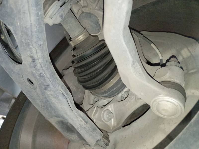 Recambio de mangueta delantera derecha para bmw x1 (f48) xdrive 20 d referencia OEM IAM   