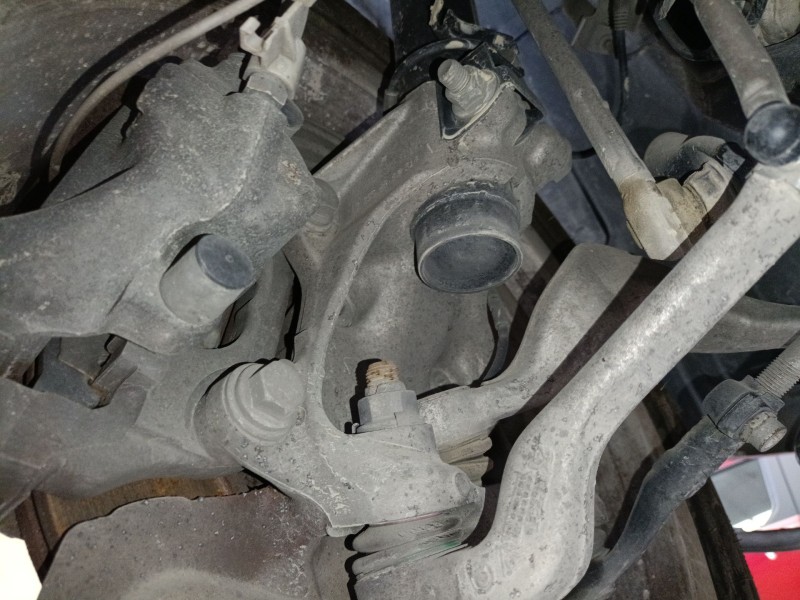 Recambio de mangueta delantera izquierda para bmw x1 (e84) sdrive 18 d referencia OEM IAM   