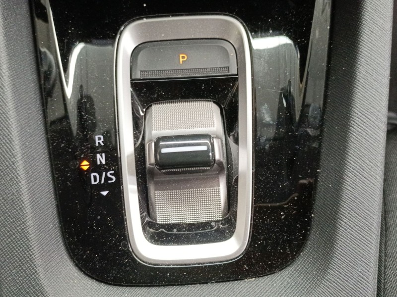 Recambio de palanca cambio para skoda octavia iv (nx3, nn3, pv3) 2.0 tdi referencia OEM IAM   
