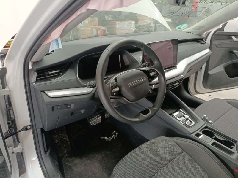 Recambio de salpicadero para skoda octavia iv (nx3, nn3, pv3) 2.0 tdi referencia OEM IAM   