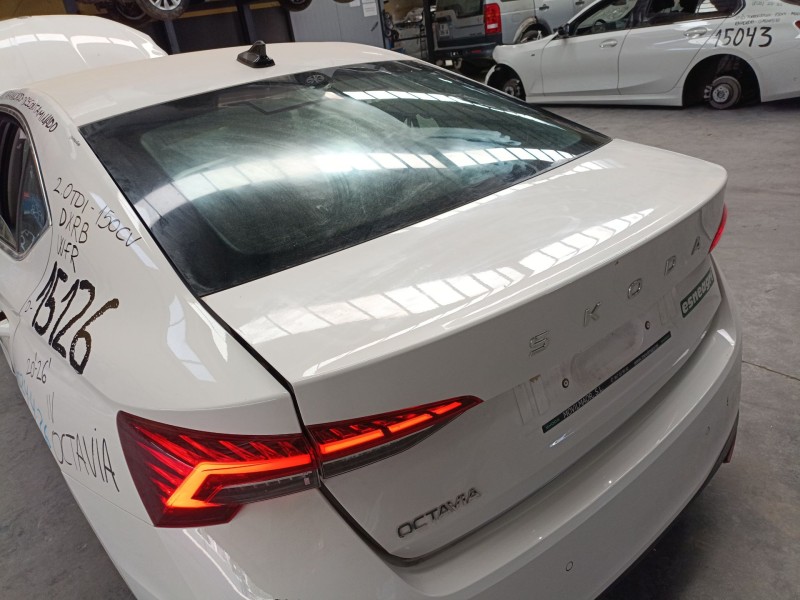 Recambio de porton trasero para skoda octavia iv (nx3, nn3, pv3) 2.0 tdi referencia OEM IAM   