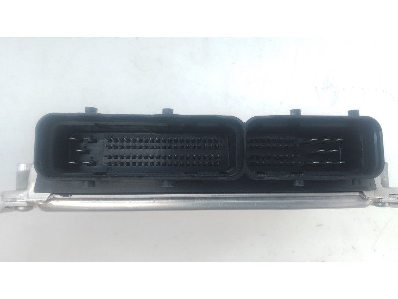 Recambio de centralita motor uce para kia sorento i (jc) 2.5 crdi referencia OEM IAM 391004A810 0281011579 