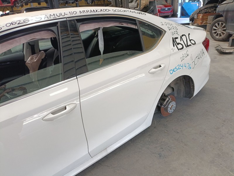 Recambio de puerta trasera izquierda para skoda octavia iv (nx3, nn3, pv3) 2.0 tdi referencia OEM IAM   