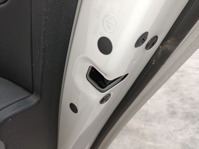 Recambio de cerradura puerta trasera derecha para skoda octavia iv (nx3, nn3, pv3) 2.0 tdi referencia OEM IAM   