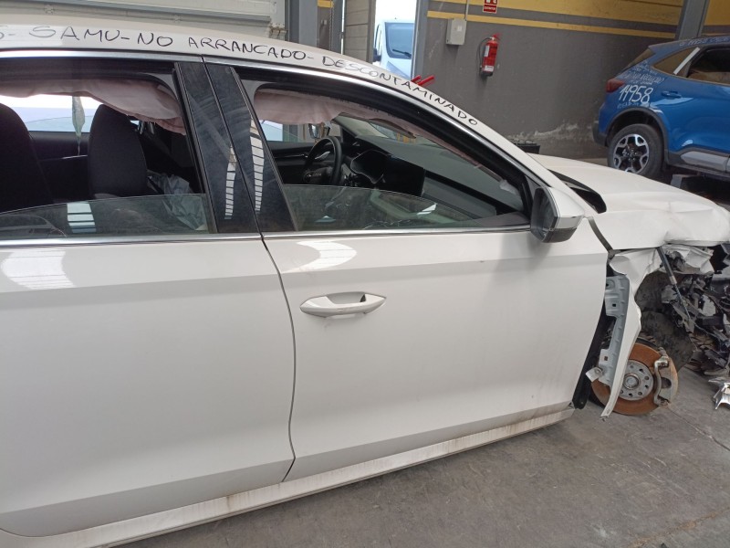 Recambio de puerta delantera derecha para skoda octavia iv (nx3, nn3, pv3) 2.0 tdi referencia OEM IAM   